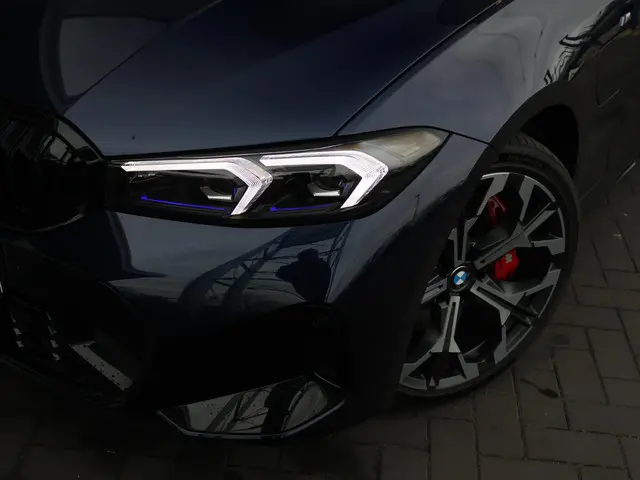 BMW 3 Serie Touring 330e 2025 Hybride Benzine 2