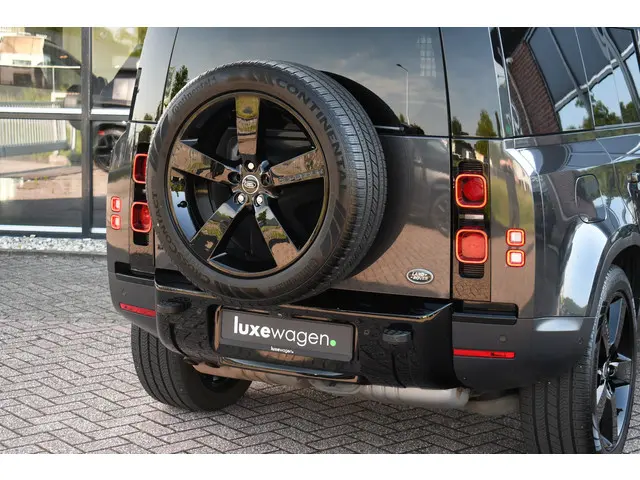 Land Rover Defender 110 D300 SE 2021 Diesel 74