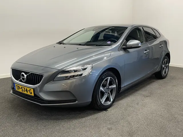 Volvo V40 2.0 123pk Momentum 2018 Benzine