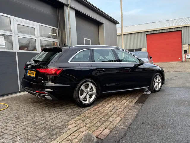 Audi A4 Avant 35 TFSI Advanced Edition 2023 Benzine 4