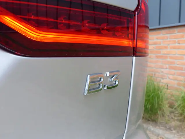 Volvo V60 B3 Momentum Advantage 2021 Benzine 17
