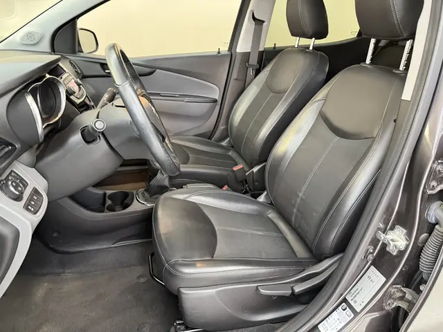 Opel KARL 1.0 Cosmo, 75Pk, 2015, 2015 Benzine 8