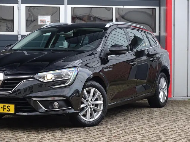 Renault Mégane Estate 1.2 TCe Limited 2017 Benzine 4