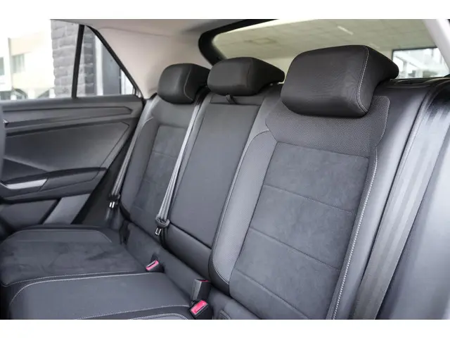 Volkswagen T-Roc 1.0 TSI 2022 Benzine 11