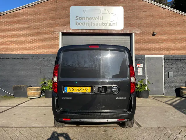 Opel Combo 1.3 CDTi L1H1 ecoFLEX 2016 Diesel 8