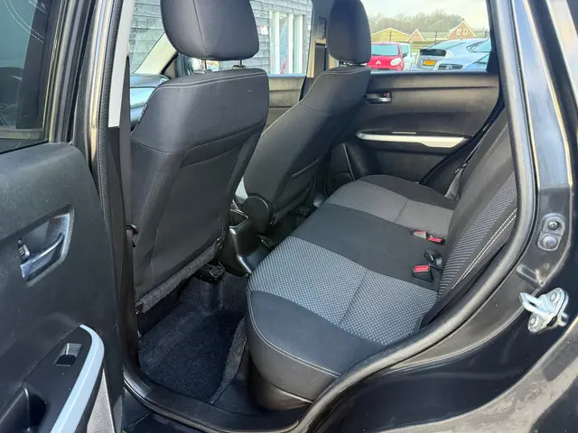 Suzuki Vitara 1.6 Exclusive Allgrip 2015 Benzine 18