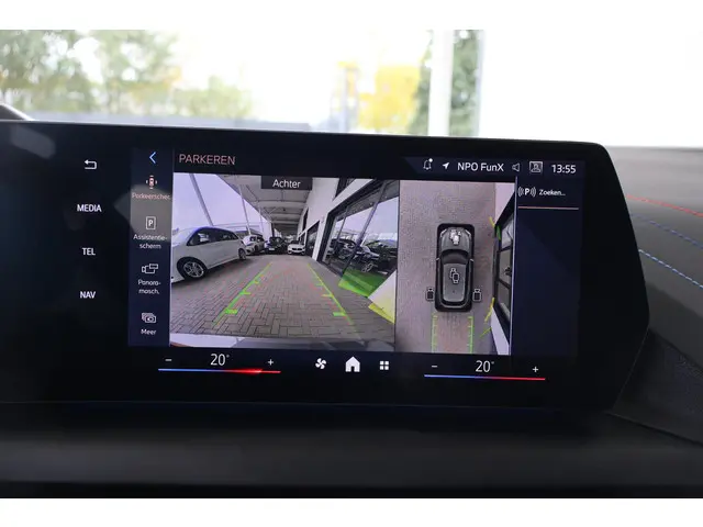 BMW 1 Serie 120 2024 Benzine 19