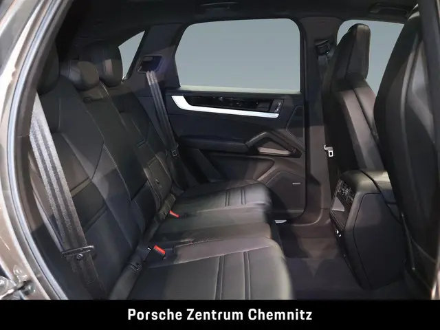 Porsche Cayenne Coupé 3.0 E-Hybrid 2024 Hybride Benzine 15