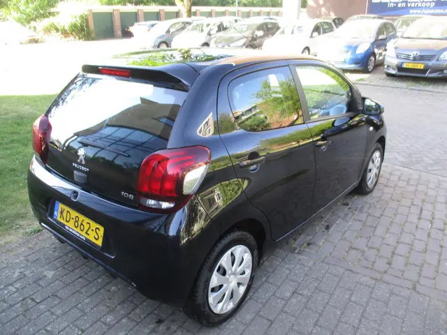 Peugeot 108 1.0 e-VTi Active 2016 Benzine 4