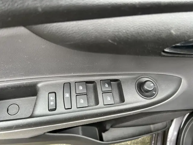 Opel KARL 1.0 ecoFLEX Cosmo 2015 Benzine 16