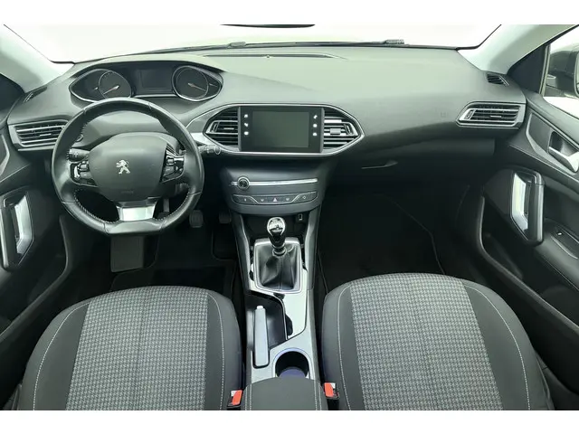 Peugeot 308 SW 1.2T Blue Lease Executive 2020 Benzine 28