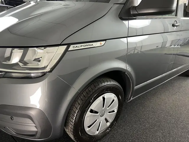 Volkswagen California Camper 2.0 TDI DSG7 2024 Diesel 48