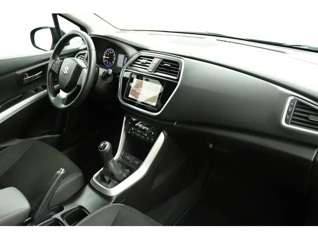 Suzuki S-Cross 1.0 Boosterjet Exclusive 2018 Benzine 59