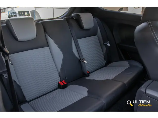 Ford Fiesta 1.6 ST2 2013 Benzine 4