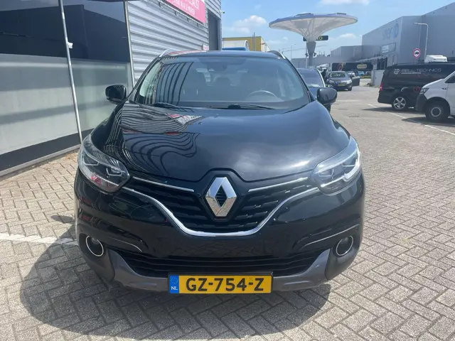 Renault Kadjar 1.2 TCe Bose / navigatie 2015 Benzine 20