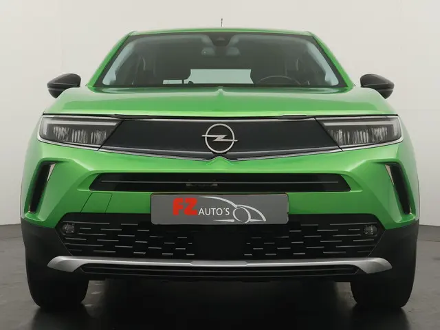 Opel Mokka 1.2 Turbo Business Elegance 2021 Benzine 8