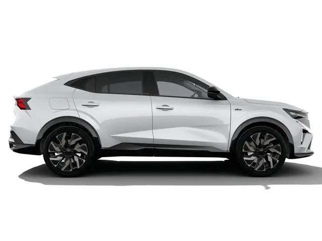 Renault Rafale esprit Alpine 2026 Hybride Benzine 4