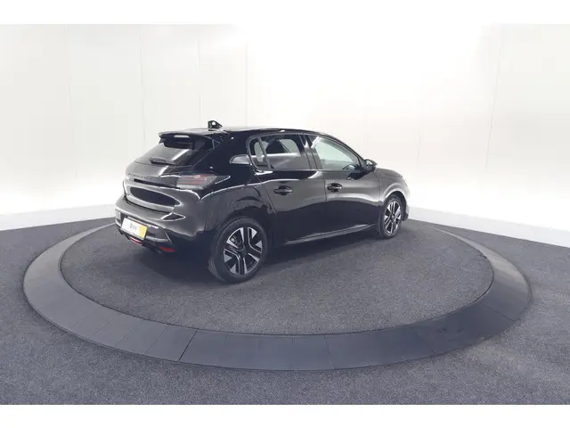 Peugeot 208 PureTech 100 Allure 2024 Benzine 9