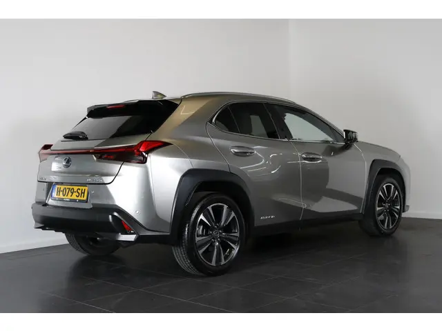 Lexus UX 250h Executive Line 2020 Hybride Benzine 6