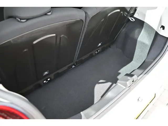 Peugeot 108 1.0 e-VTi Active 2017 Benzine 8