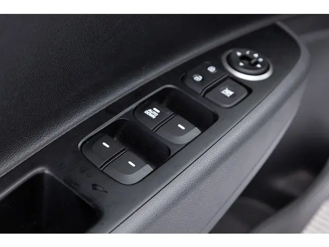 Hyundai i10 1.0i Comfort | AIRCO | BLUETOOTH . 2019 Benzine 9