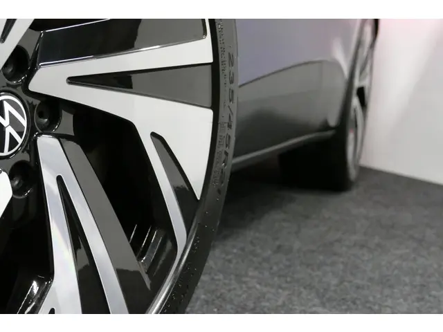 Volkswagen ID.4 First Max 77 kWh 2020 Elektrisch 31