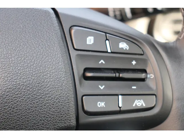 Hyundai i10 1.0 Premium 2025 Benzine 19