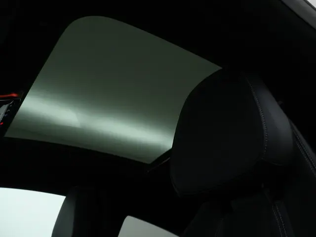 Mercedes-Benz CLE Coupé 200 AMG 2024 Hybride Benzine 14