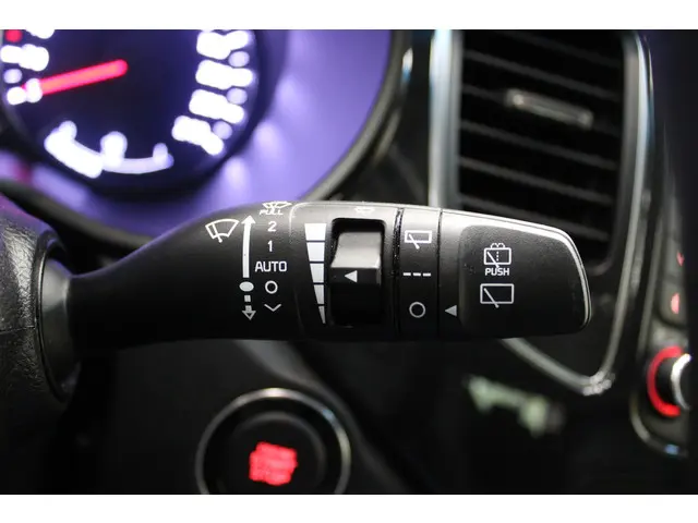 Kia Carens 1.6 GDi Premium Pack 2013 Benzine 16