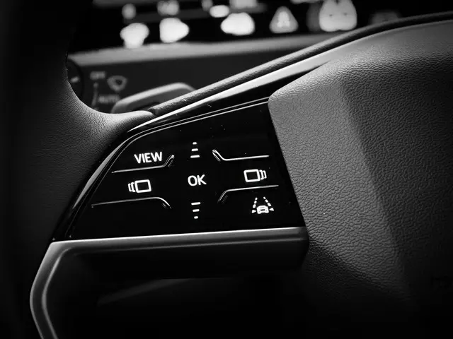 Audi Q3 1.5 200kW e-hybrid Pro line 272 PK 2026 Benzine 19