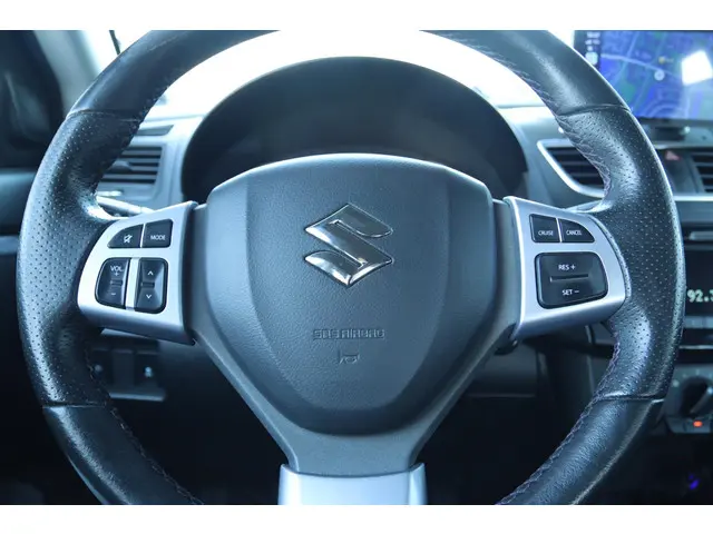 Suzuki Swift 1.2 COMFORT EASSS X-TRA 2015 Benzine 16