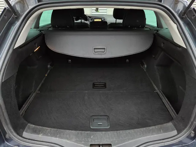 Renault Mégane Estate 1.3 TCe Limited 2018 Benzine 15