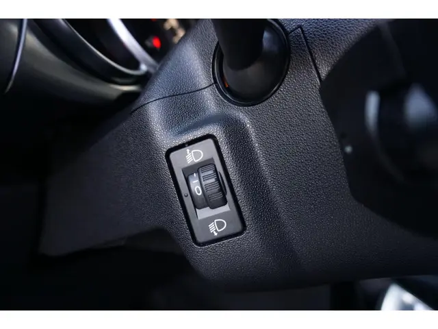 DS DS 3 Cabrio 1.2 PureTech So Chic 2017 Benzine 9