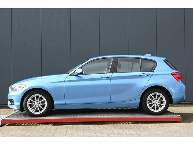 BMW 1 Serie 118i Corporate Lease Executive 2017 Benzine 7