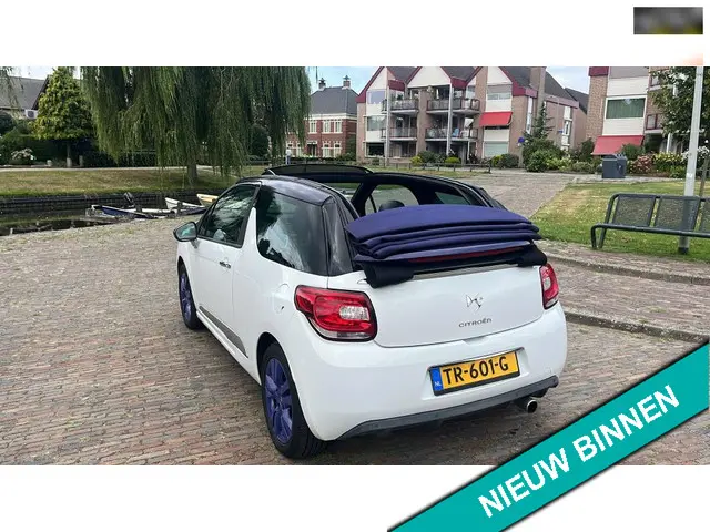 Citroën DS3 Cabrio 1.2 VTi Chic 2013 Benzine