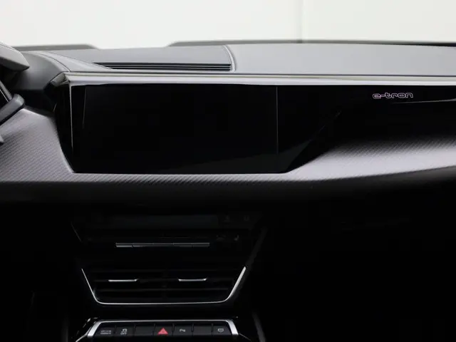 Audi e-tron GT RS 93 kWh 440kW/598pk 2023 Elektrisch 42