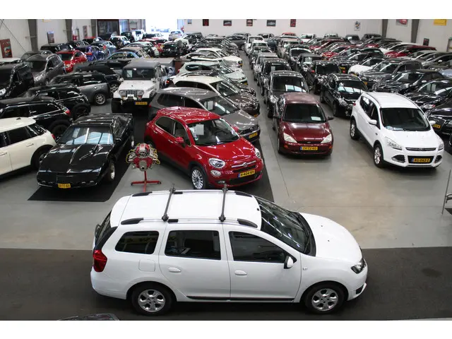 Dacia Logan MCV 0.9 TCe Prestige 2014 Benzine 22