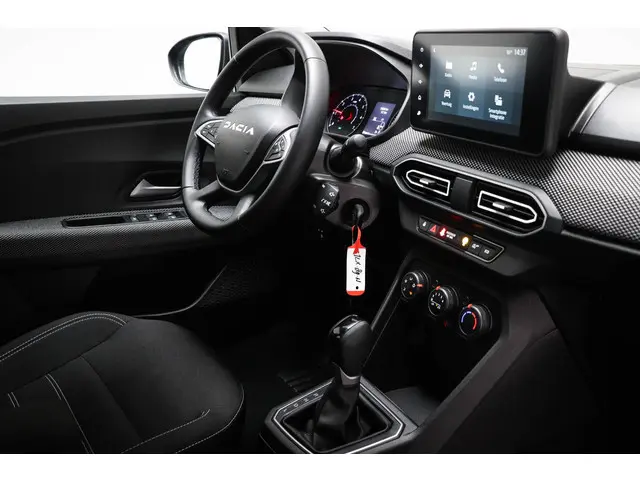 Dacia Sandero 1.0 TCe 90 Expression 2024 Benzine 3