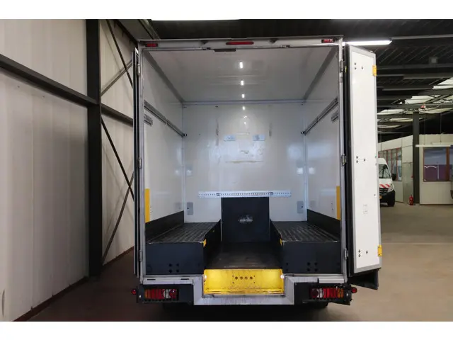 Renault Master T35 2.3 dCi 2017 Diesel 3