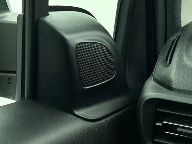 Opel Combo 1.5D L1H1 130pk Automaat Edition 2023 Diesel 9