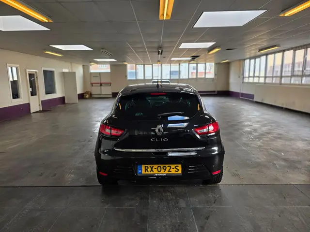 Renault Clio 0.9 TCe Intens 2017 Benzine 6