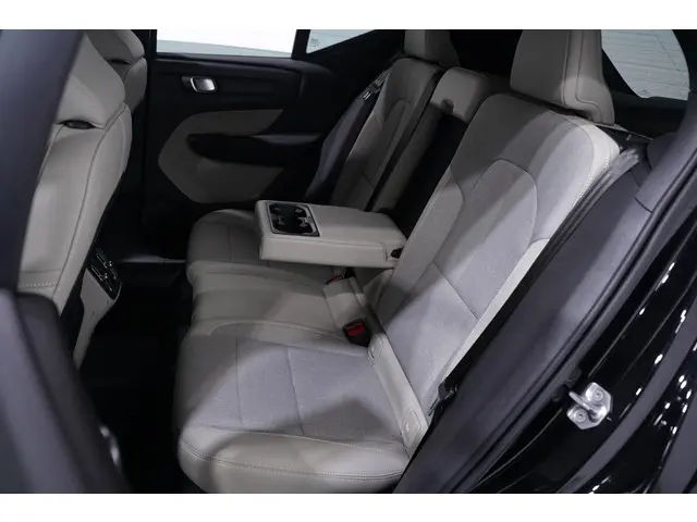 Volvo XC40 1.5 T3 Momentum Pro 2019 Benzine 39