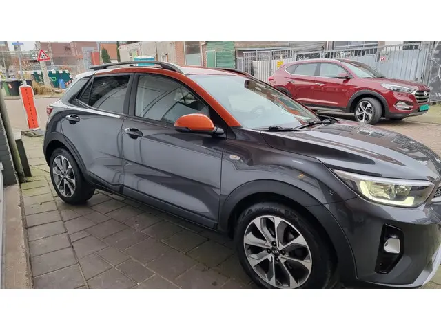 Kia Stonic 1.0 T-GDi DynamicLine 2019 Benzine 6