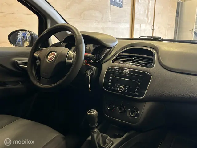 Fiat Punto Evo 1.2 8v * NW APK * Airco * 2013 Benzine 4