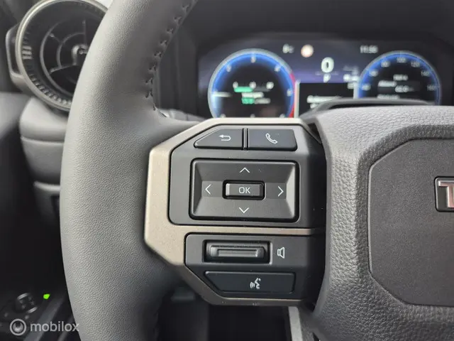 Toyota Land Cruiser 250 2.8 D-4D First Edition 2024 Diesel 19