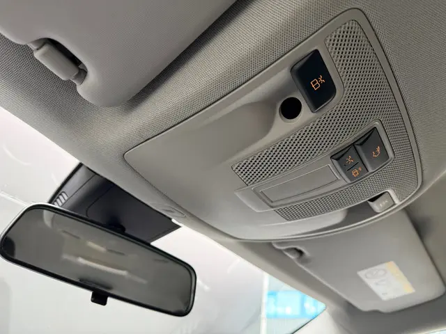 Mercedes-Benz CLA 200 Ambition 2013 Benzine 37