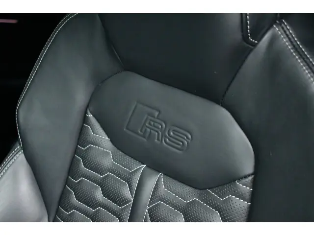 Audi RSQ8 4.0 TFSI quattro 810pk 2022 Benzine 42