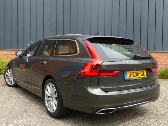 Volvo V90 T4 Business Luxury+ 2020 Benzine 5