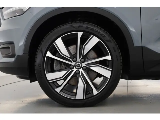 Volvo XC40 Recharge P8 AWD R-Design 2020 Elektrisch 42