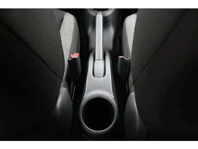 Toyota Aygo X 1.0 VVT-i MT Play 2025 Benzine 39